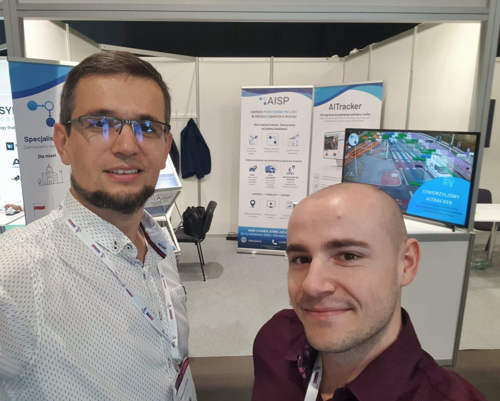 Zespół AISP na stoisku podczas Smart City Expo Poland 2026