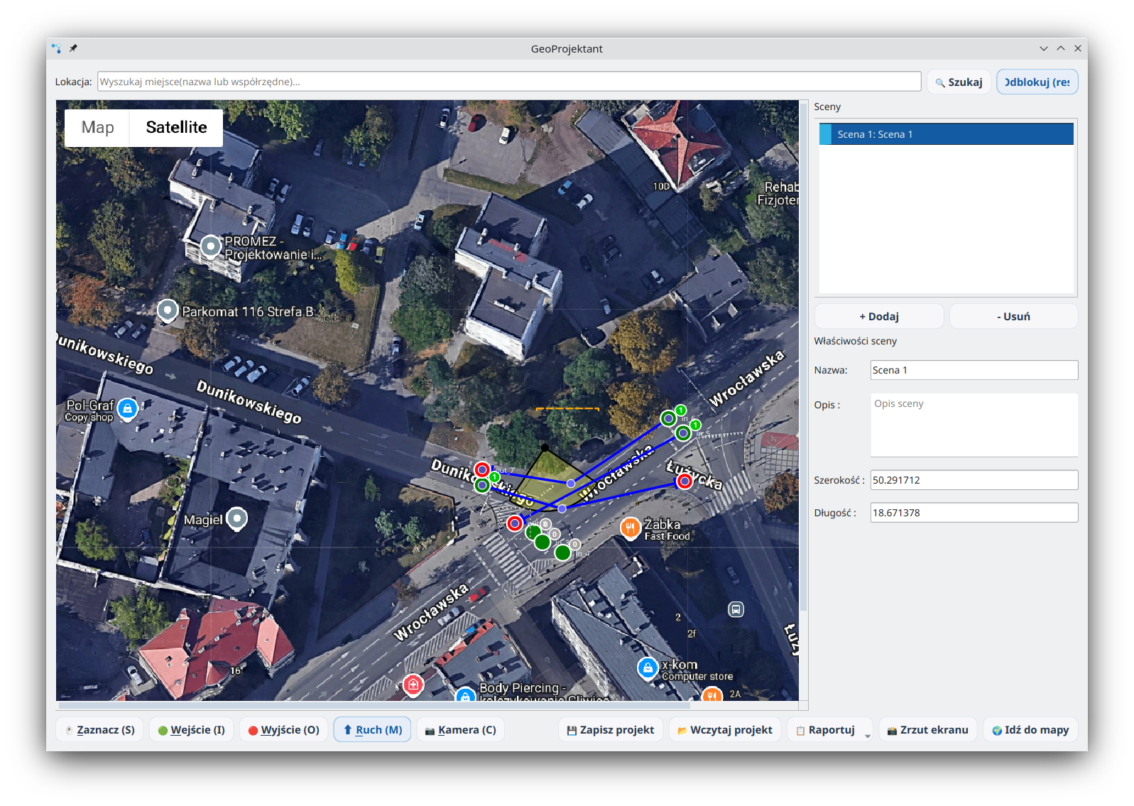 GeoProjektant AITracker z kamerą, bramkami i relacjami na mapie satelitarnej